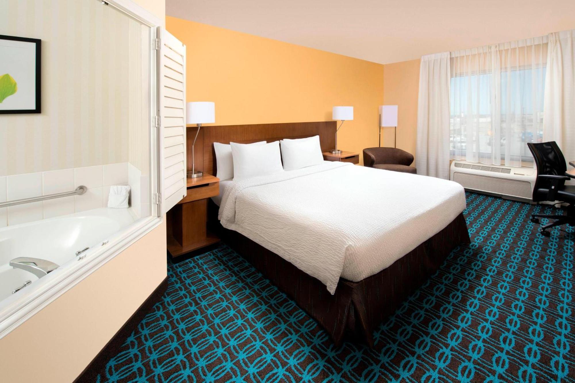Fairfield Inn & Suites Уэтерфорд Экстерьер фото
