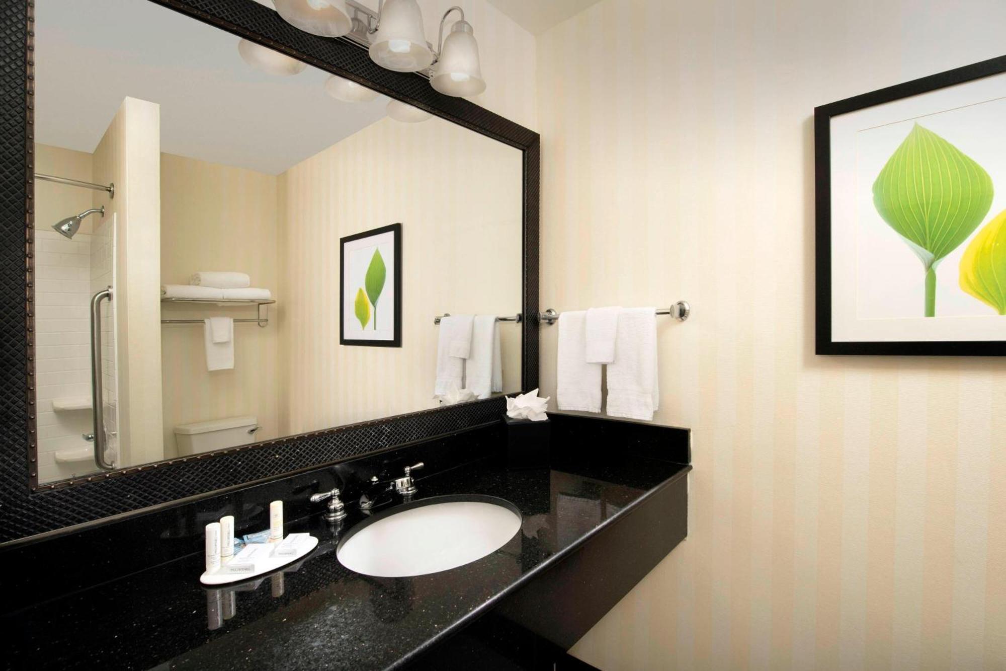 Fairfield Inn & Suites Уэтерфорд Экстерьер фото