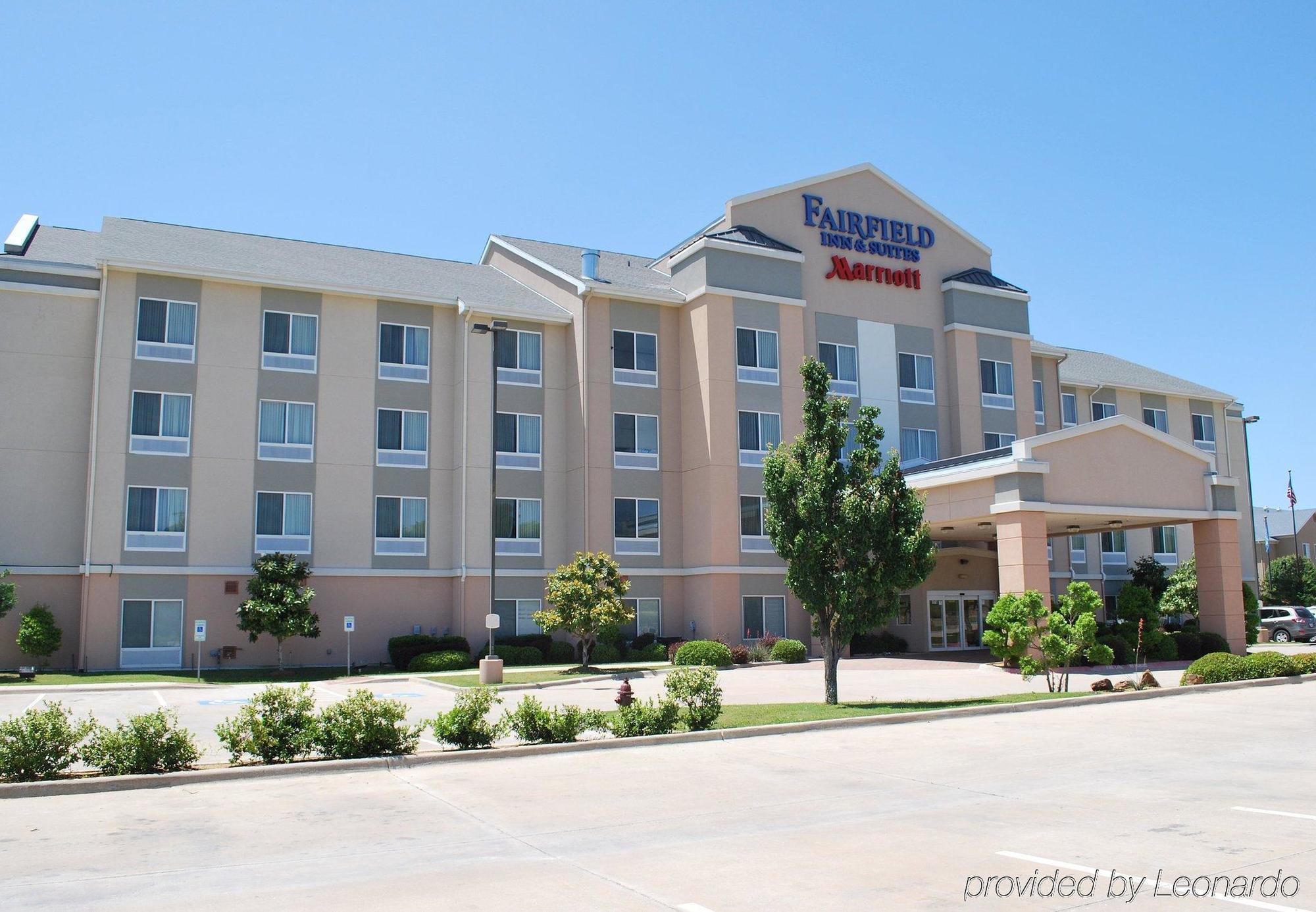 Fairfield Inn & Suites Уэтерфорд Экстерьер фото