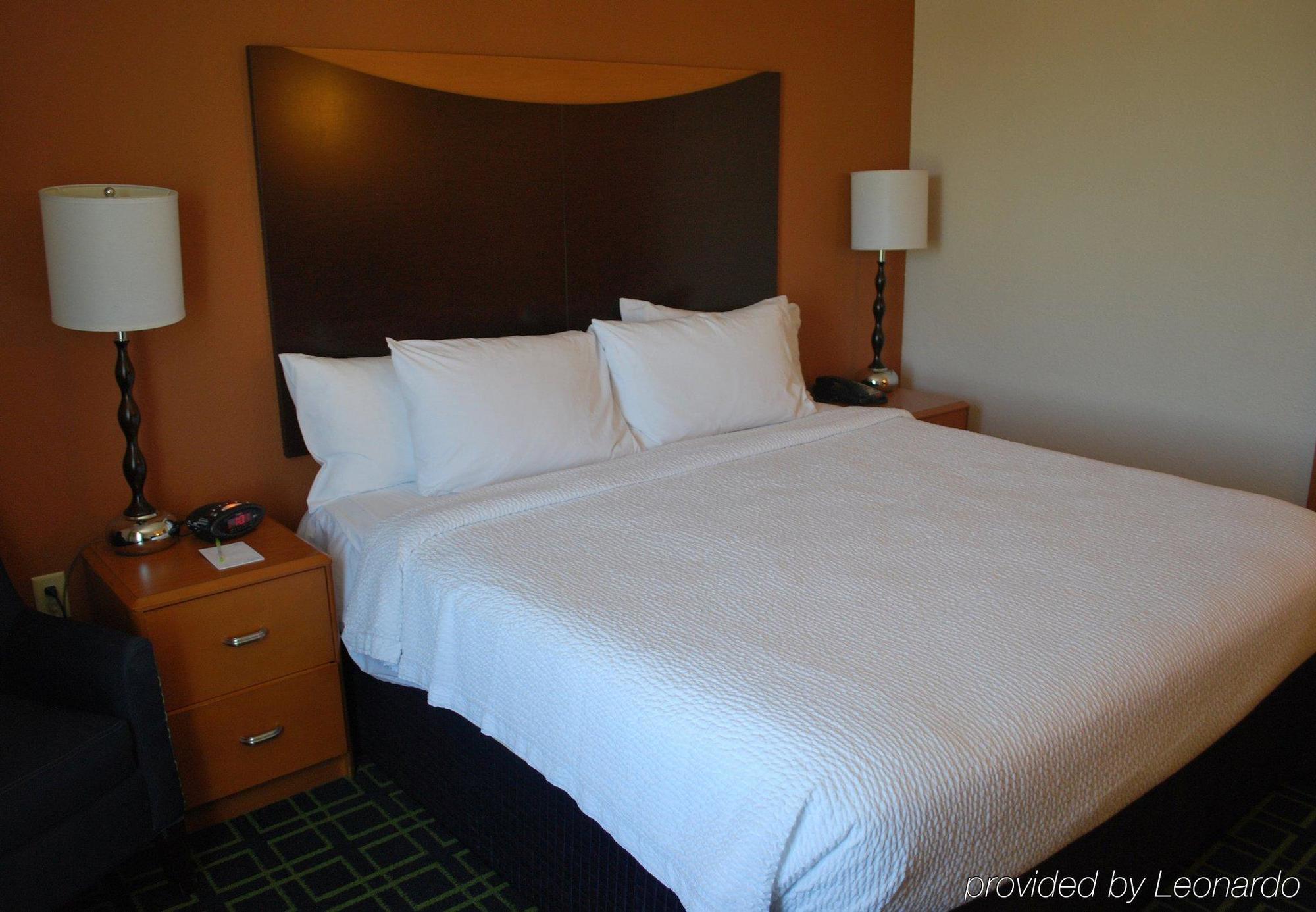 Fairfield Inn & Suites Уэтерфорд Экстерьер фото