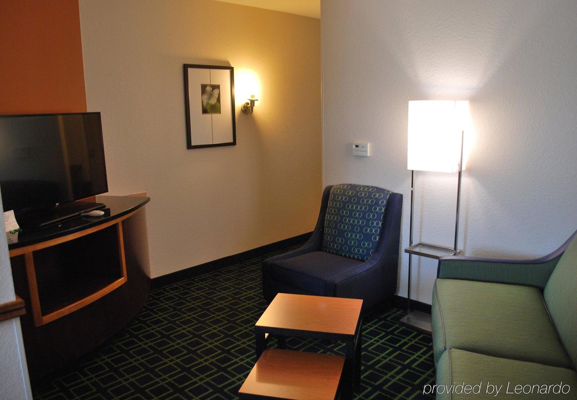 Fairfield Inn & Suites Уэтерфорд Экстерьер фото