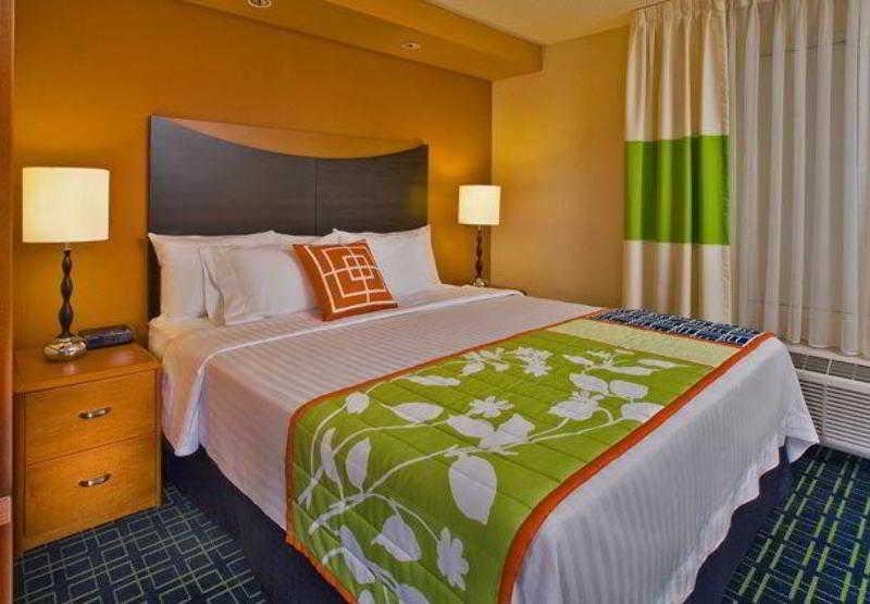 Fairfield Inn & Suites Уэтерфорд Номер фото