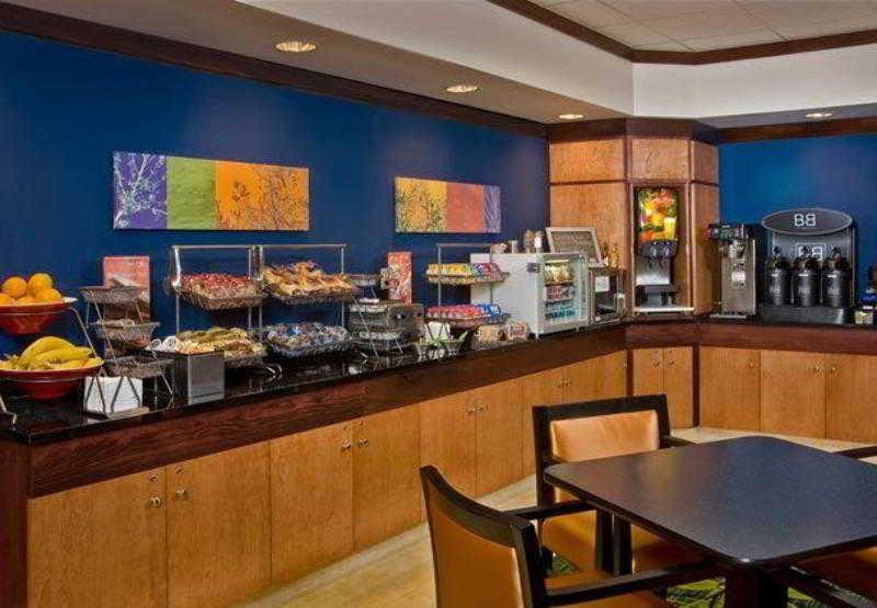 Fairfield Inn & Suites Уэтерфорд Экстерьер фото